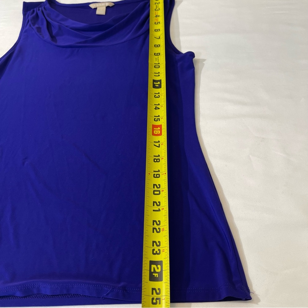 BANANA REPUBLIC WOMENS TOP, size Small, good condition, preowned, purple - Picture 2 of 4
